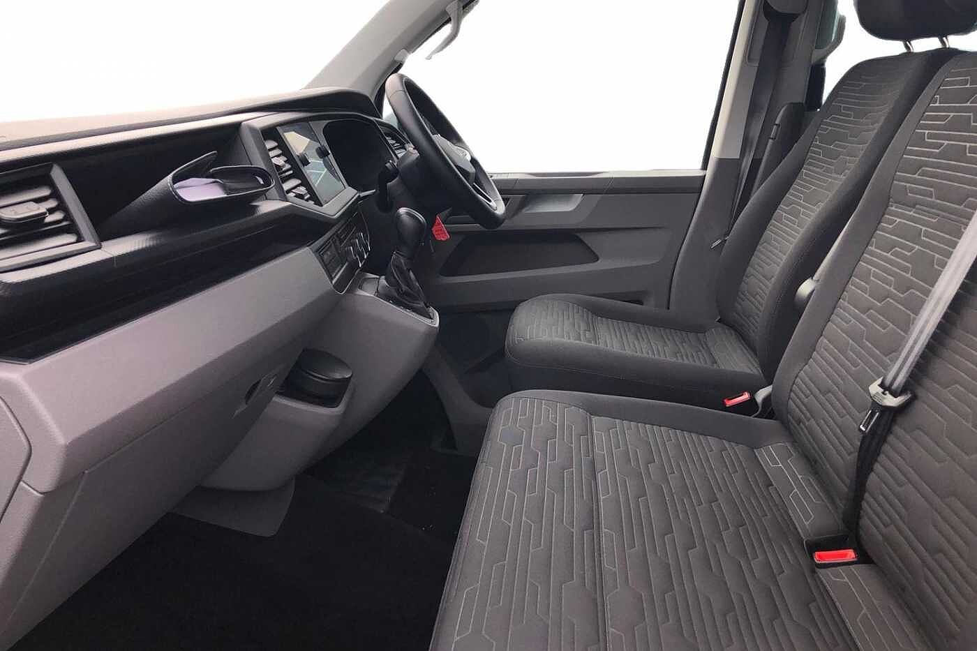 Volkswagen Transporter Shuttle T32 SE LWB 2.0TDI 150PS DSG
