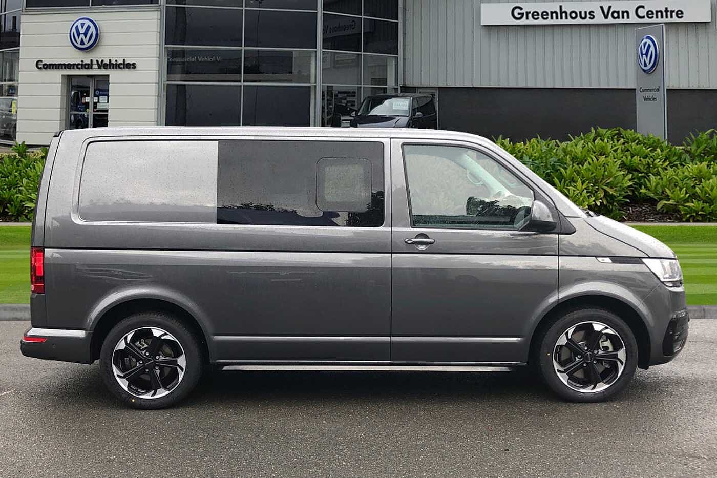 Volkswagen Transporter 2.0BiTDI 199ps T32 Highline SWB DSG **KOMBI CONVERSION**