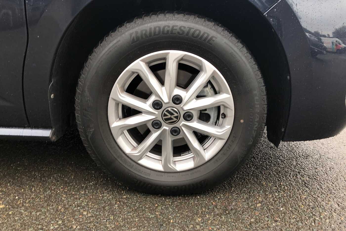 Volkswagen Multivan Life 2.0TDI (150ps) Standard 7S Combi DSG **DISCOVER MEDIA NAVIGATION**