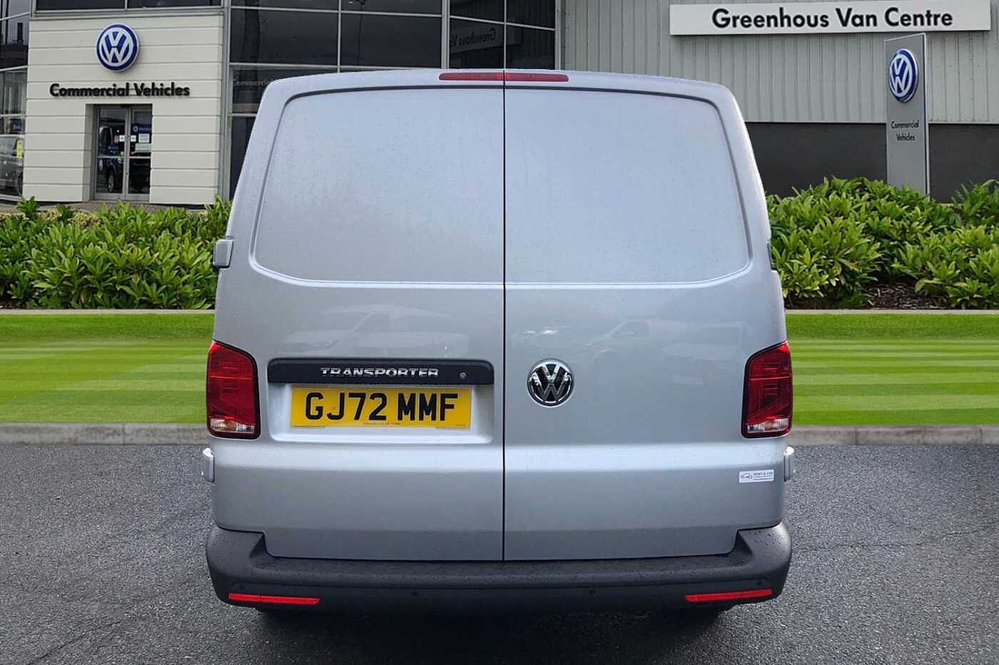 Volkswagen Transporter 2.0TDI 110ps T28 Startline BMT SWB **BUSINESS PACK**