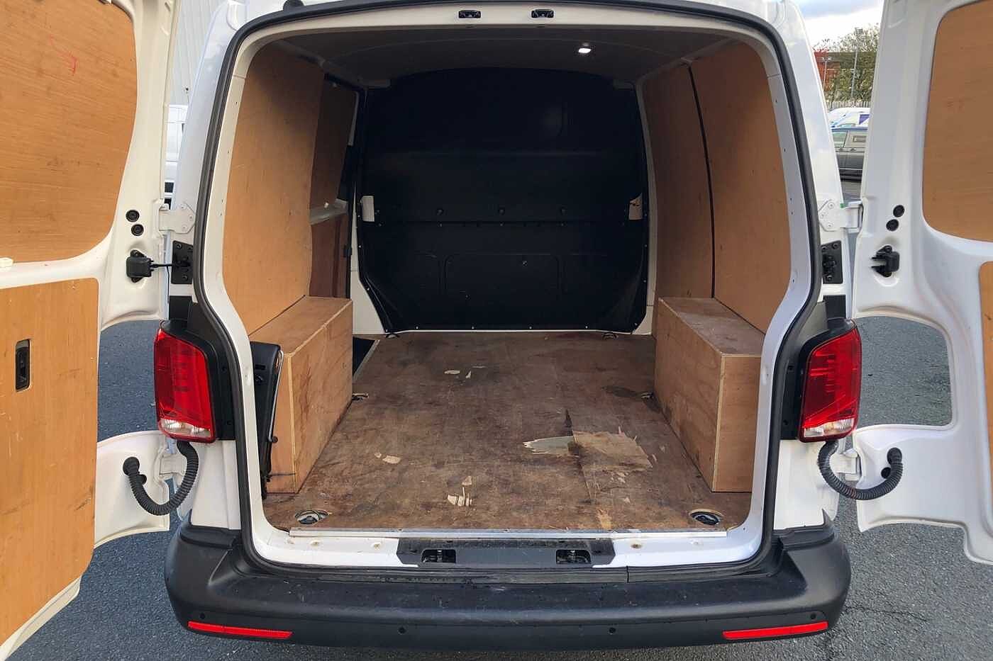 Volkswagen Transporter 2.0TDI 90ps T28 Startline BMT SWB PV **BUSINESS PACK**
