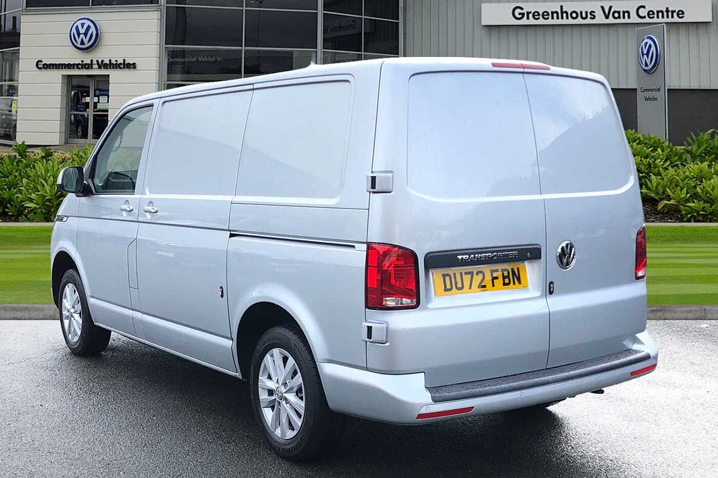 Volkswagen Transporter 2.0TDI 110ps T28 Highline BMT SWB PV
