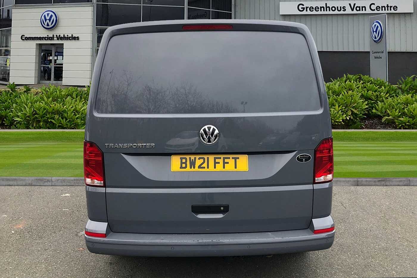 Volkswagen Transporter 2.0TDI 110ps T28 Highline BMT SWB PV