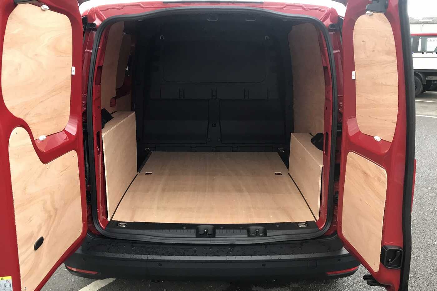Volkswagen Caddy Cargo C20 Diesel 2.0 TDI 102PS Commerce Business Van