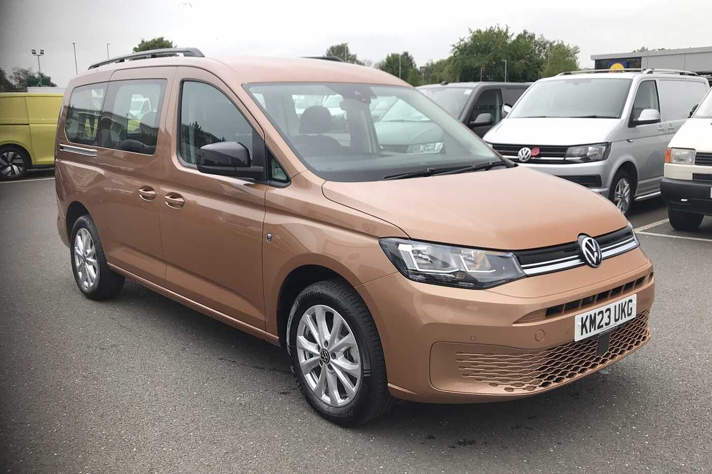 Volkswagen Caddy Maxi Diesel Estate Life Maxi 122 PS 2.0 TDI 7sp DSG