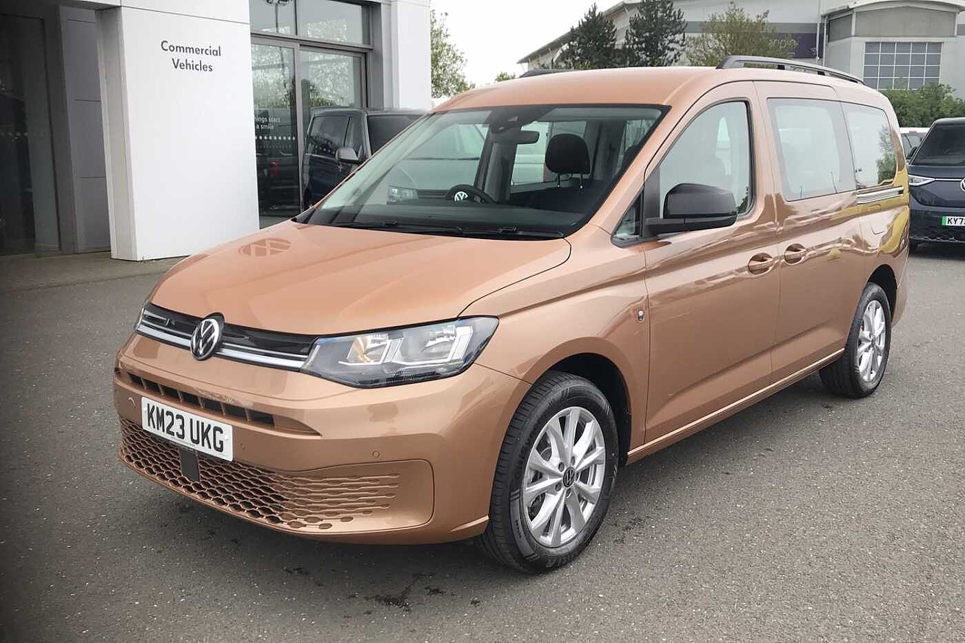 Volkswagen Caddy Maxi Diesel Estate Life Maxi 122 PS 2.0 TDI 7sp DSG