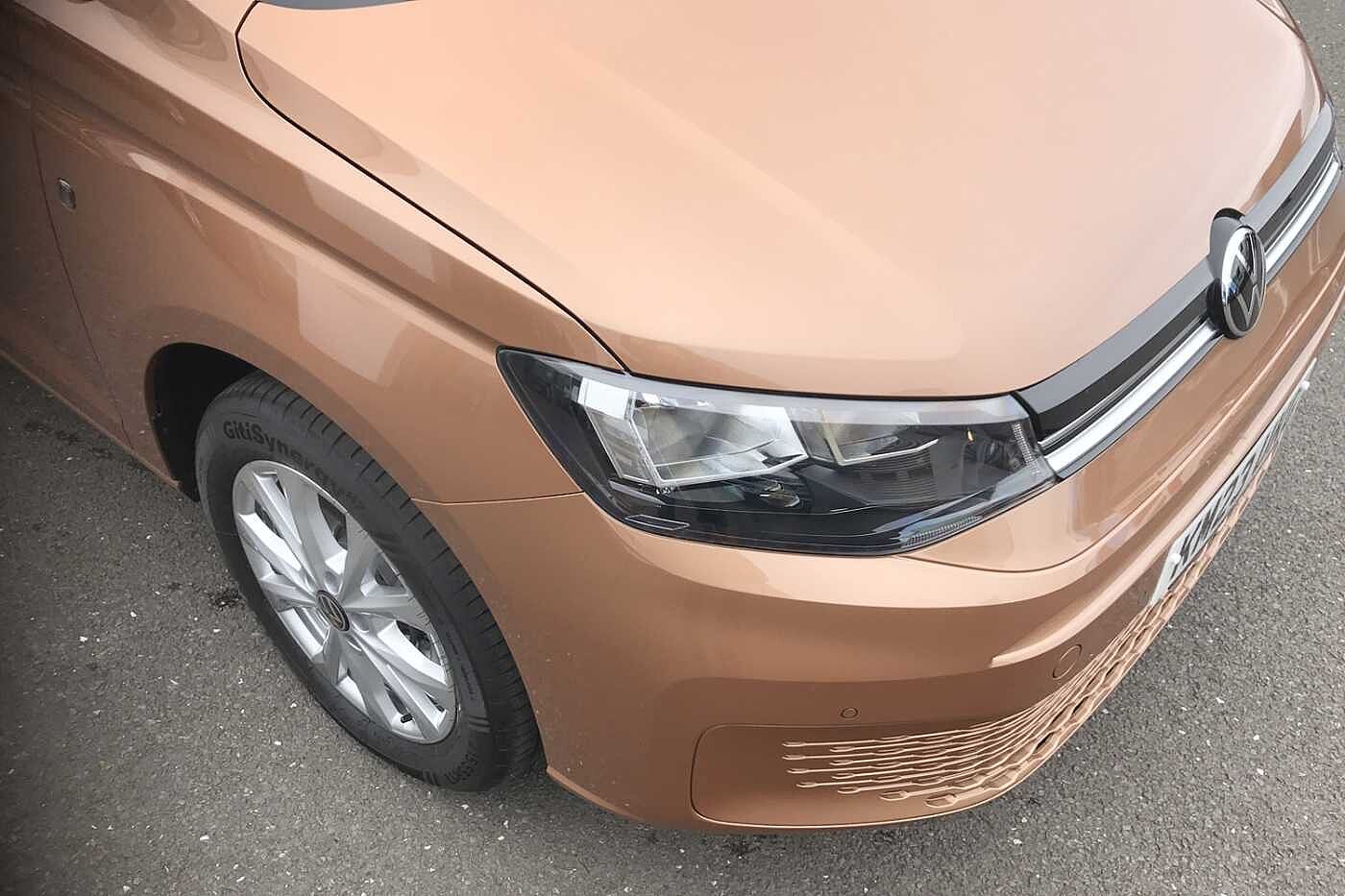 Volkswagen Caddy Maxi Diesel Estate Life Maxi 122 PS 2.0 TDI 7sp DSG