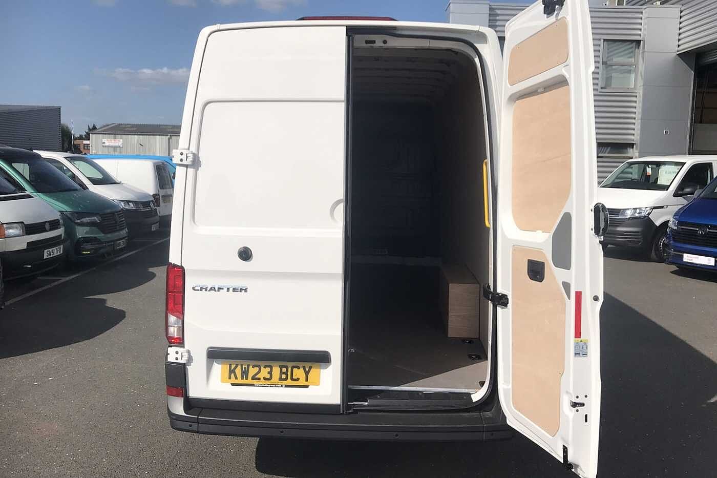 Volkswagen Crafter Panel Van Trendline (Business) LWB Maxi 140 PS 2.0 TDI 6sp Manual FWD