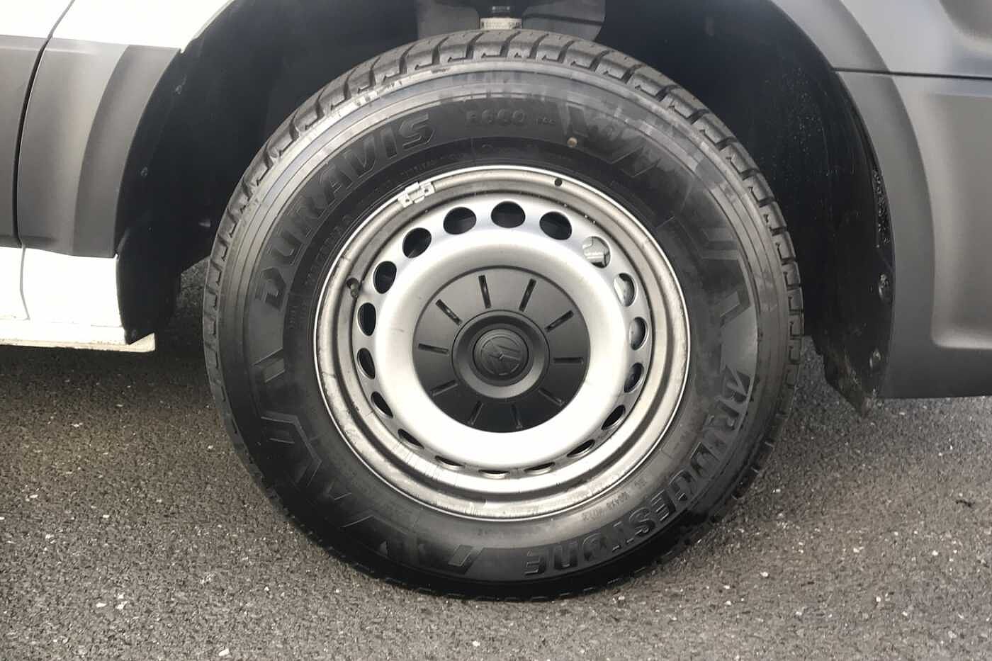 Volkswagen Crafter Panel Van Trendline (Business) LWB Maxi 140 PS 2.0 TDI 6sp Manual FWD