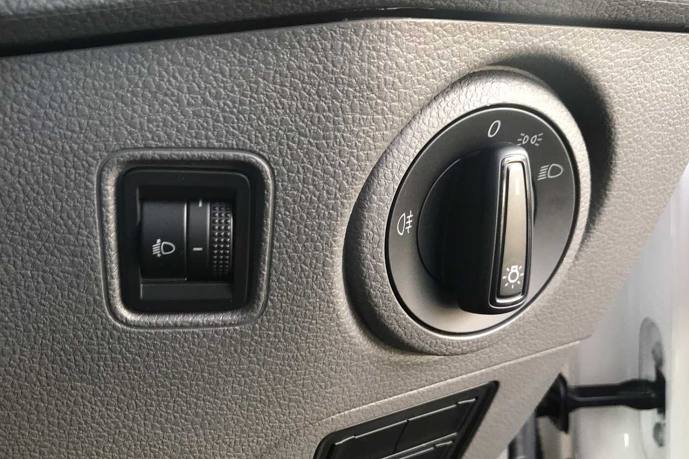 Volkswagen Crafter Panel Van Trendline (Business) LWB Maxi 140 PS 2.0 TDI 6sp Manual FWD