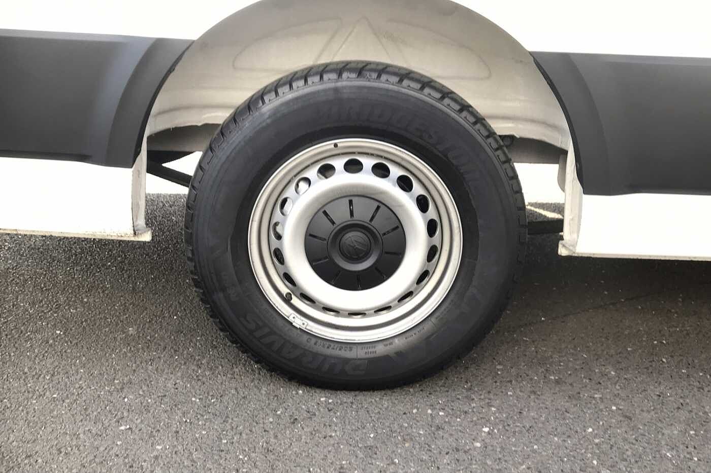 Volkswagen Crafter Panel Van Trendline (Business) LWB Maxi 140 PS 2.0 TDI 6sp Manual FWD