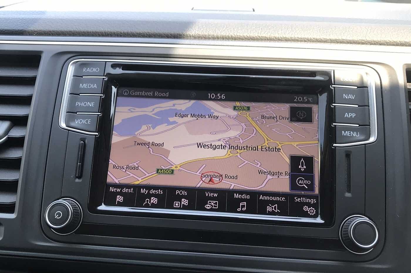 Volkswagen Transporter T30 Kombi Edition SWB 150 PS 2.0 TDI BMT 7sp DSG