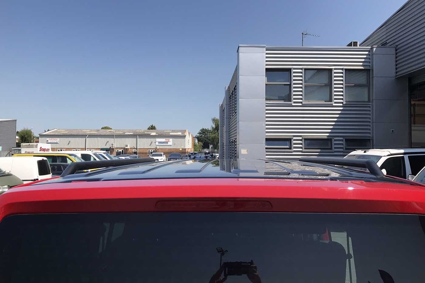 Volkswagen Transporter T30 Kombi Edition SWB 150 PS 2.0 TDI BMT 7sp DSG