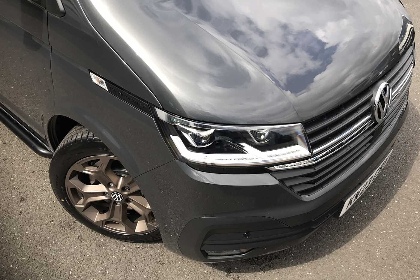 Volkswagen Transporter Panel van Highline SWB 204 PS 2.0 TDI 7sp DSG