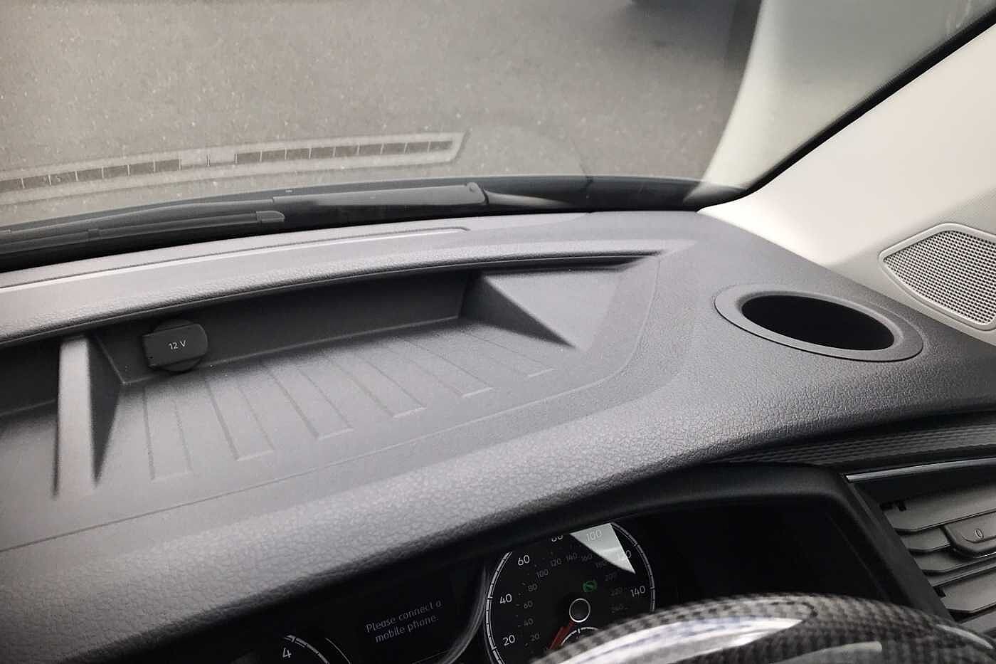 Volkswagen Transporter Panel van Highline SWB 204 PS 2.0 TDI 7sp DSG