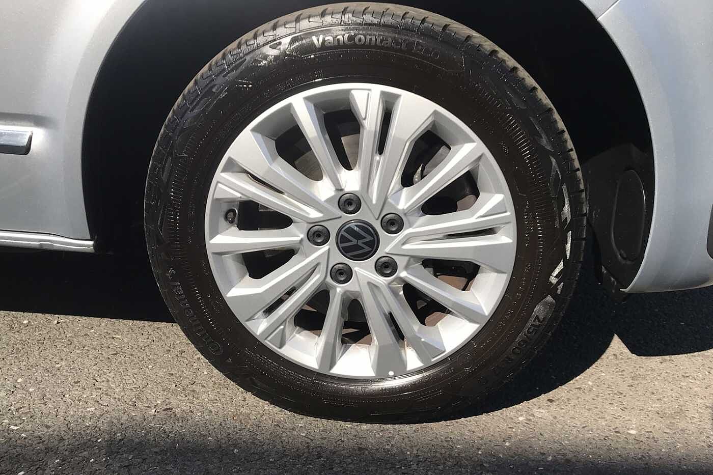Volkswagen Caravelle Executive SWB 204 PS 2.0 TDI 7sp DSG