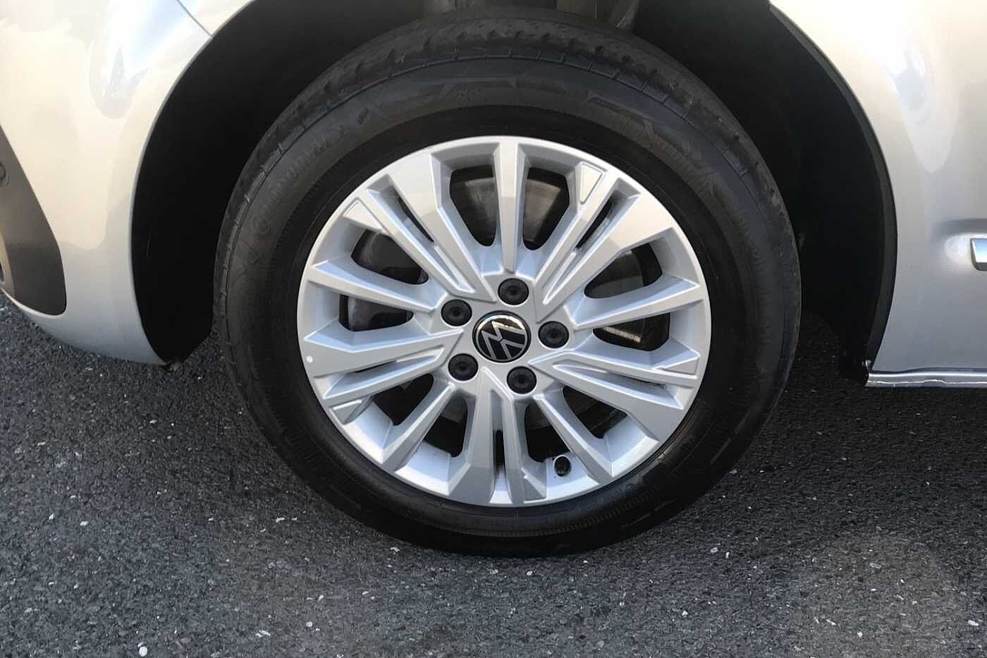 Volkswagen Caravelle Executive SWB 204 PS 2.0 TDI 7sp DSG