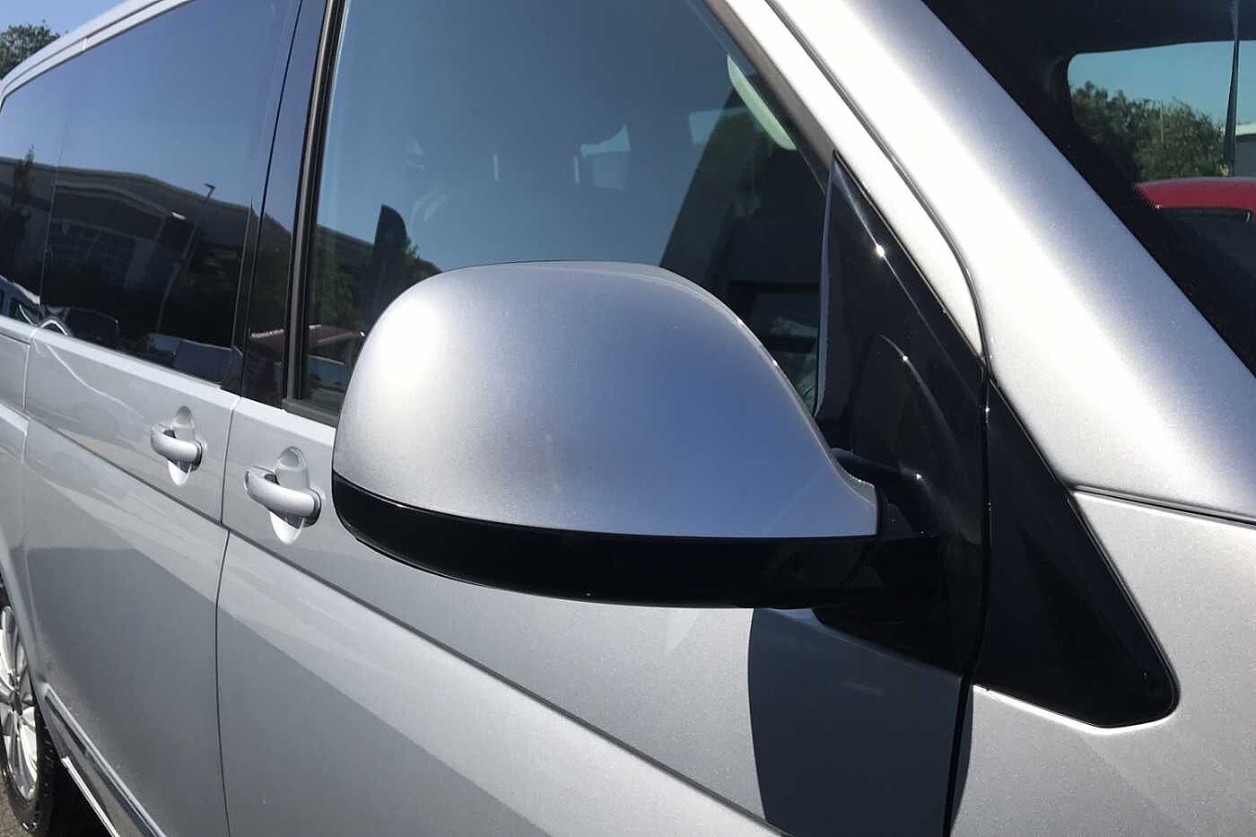 Volkswagen Caravelle Executive SWB 204 PS 2.0 TDI 7sp DSG