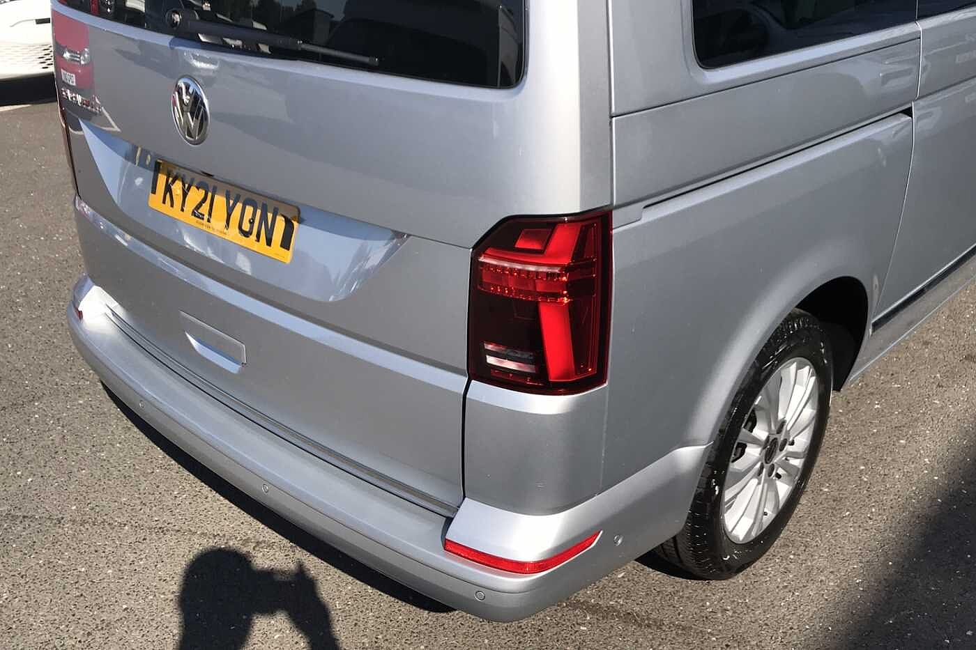 Volkswagen Caravelle Executive SWB 204 PS 2.0 TDI 7sp DSG