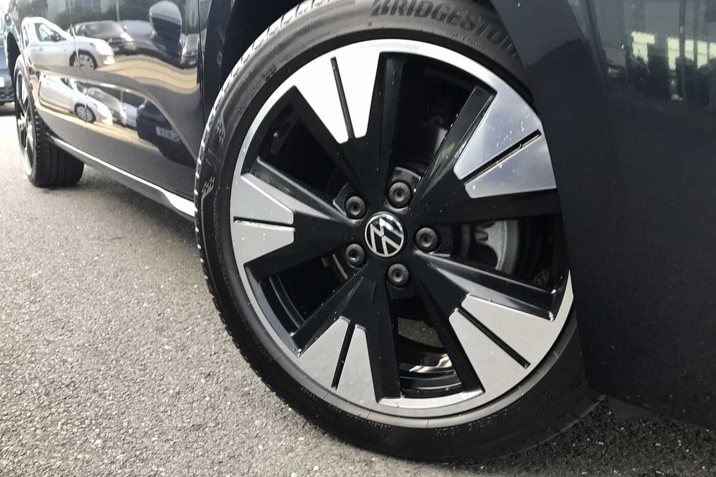 Volkswagen Multivan Life Standard 150 PS 2.0 TDI 7-Speed DSG