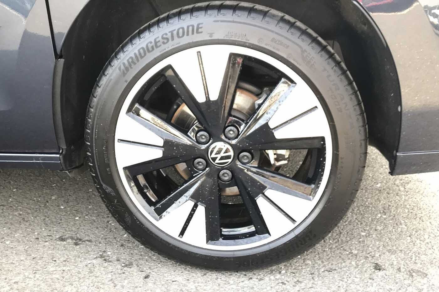 Volkswagen Multivan Life Standard 150 PS 2.0 TDI 7-Speed DSG