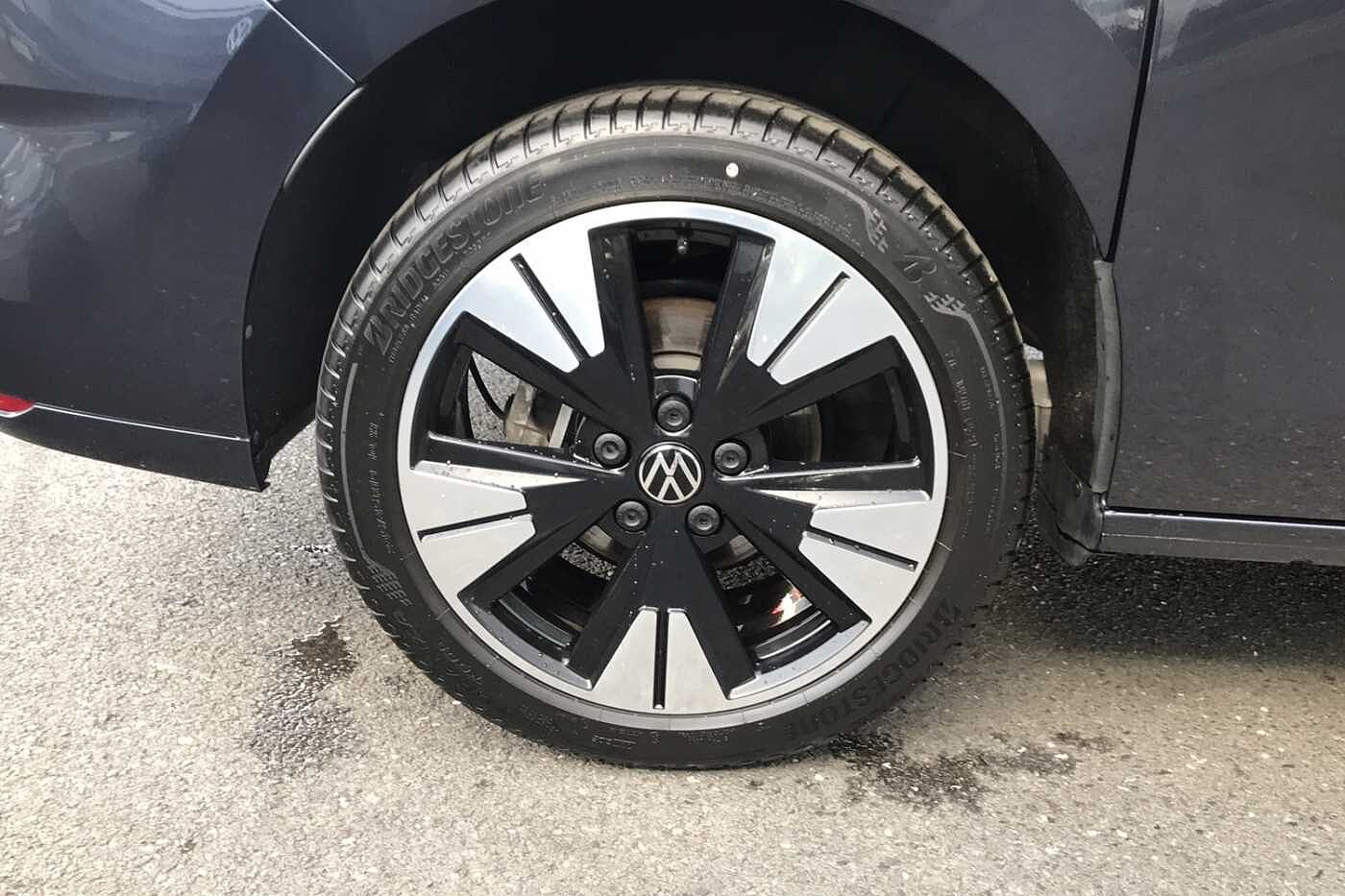 Volkswagen Multivan Life Standard 150 PS 2.0 TDI 7-Speed DSG
