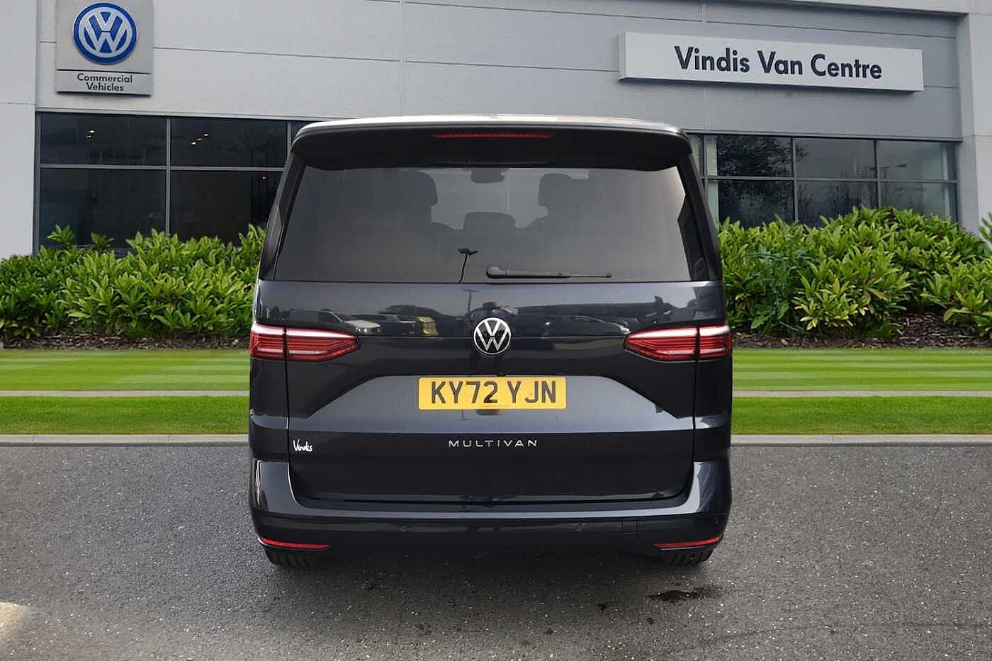 Volkswagen Multivan Life Standard 150 PS 2.0 TDI 7-Speed DSG