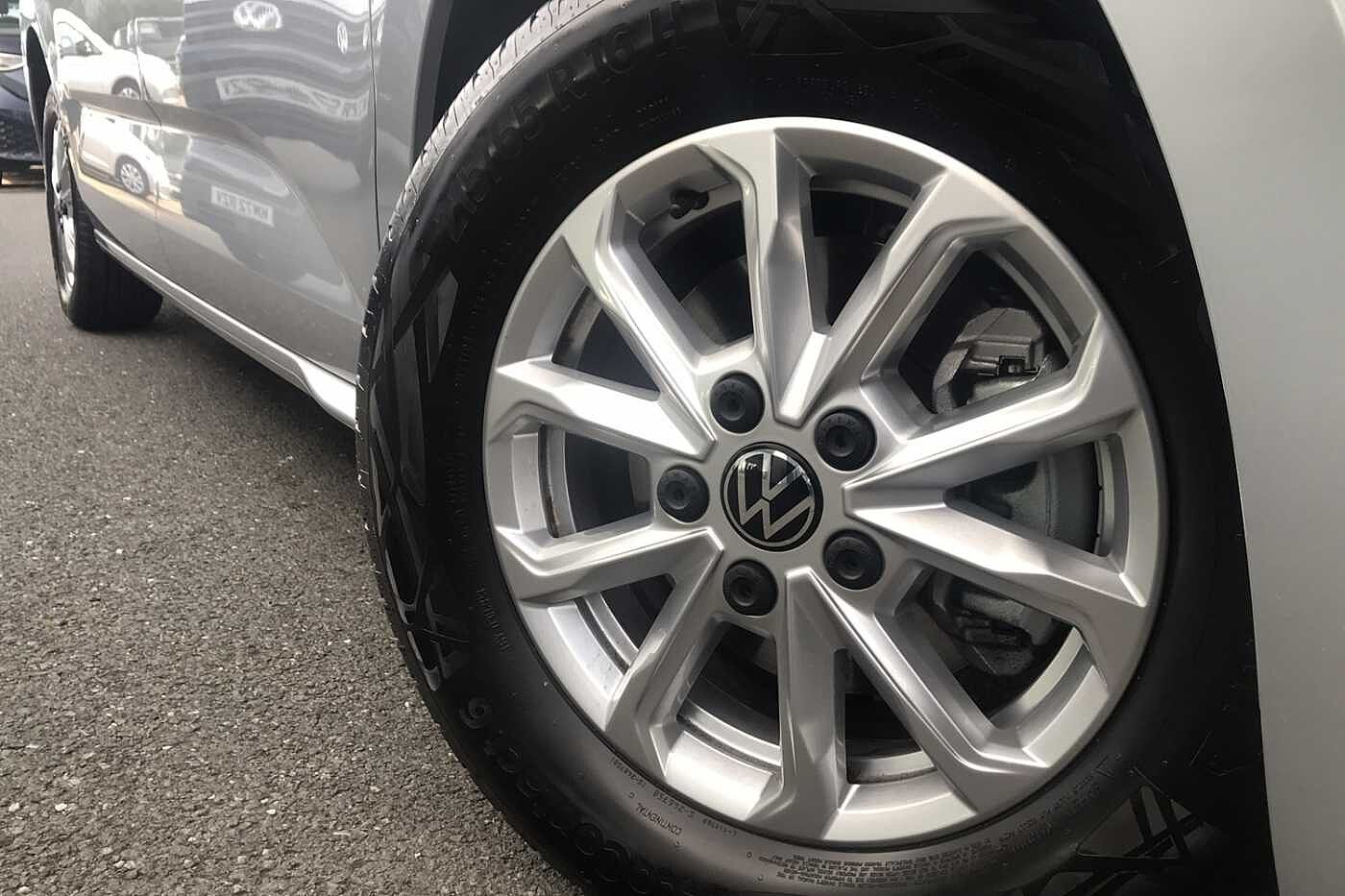 Volkswagen Multivan Life Standard 150 PS 2.0 TDI 7-Speed DSG