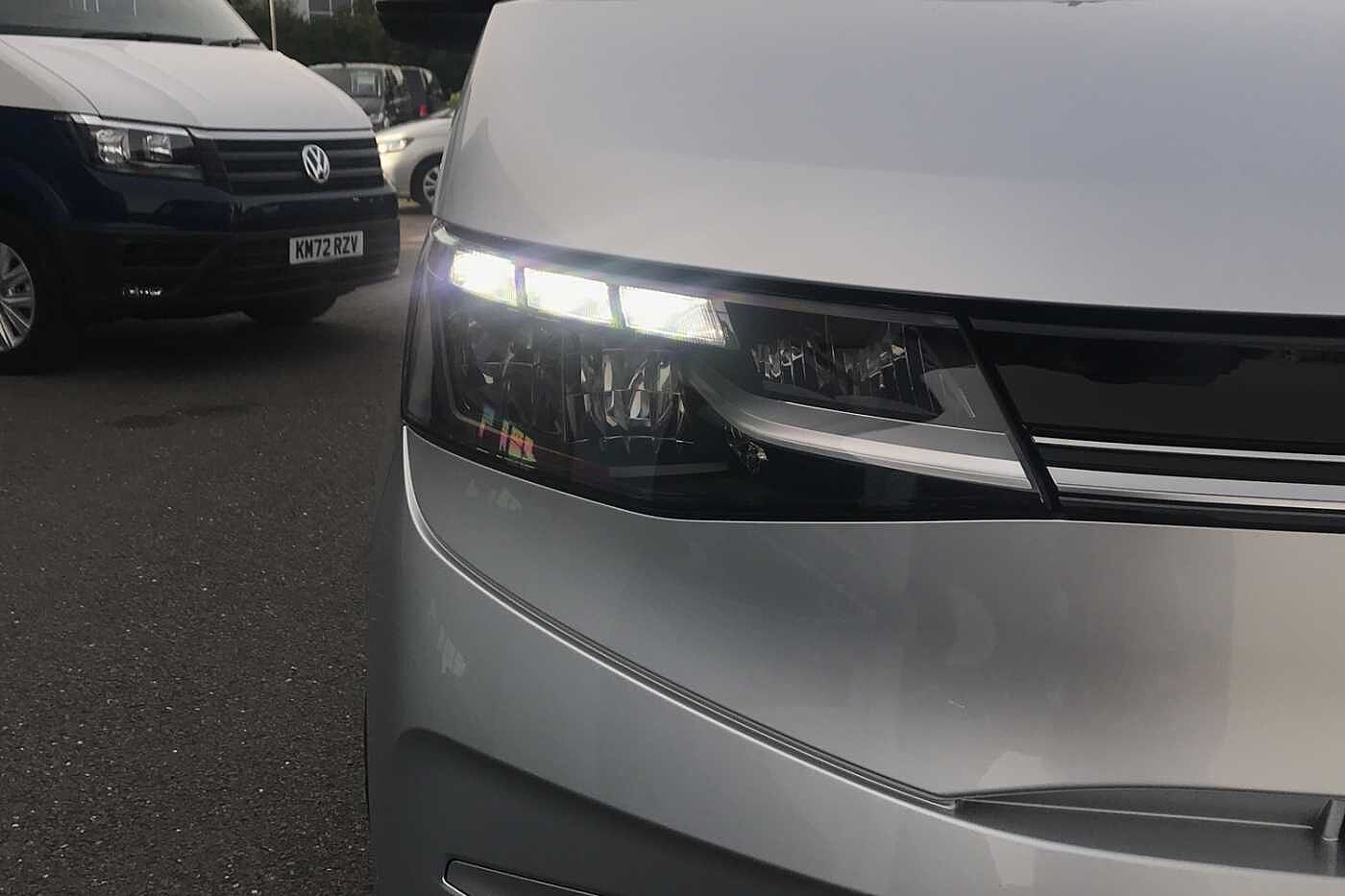 Volkswagen Multivan Life Standard 150 PS 2.0 TDI 7-Speed DSG