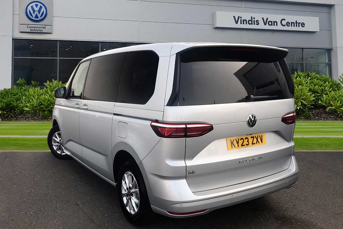 Volkswagen Multivan Life Standard 150 PS 2.0 TDI 7-Speed DSG