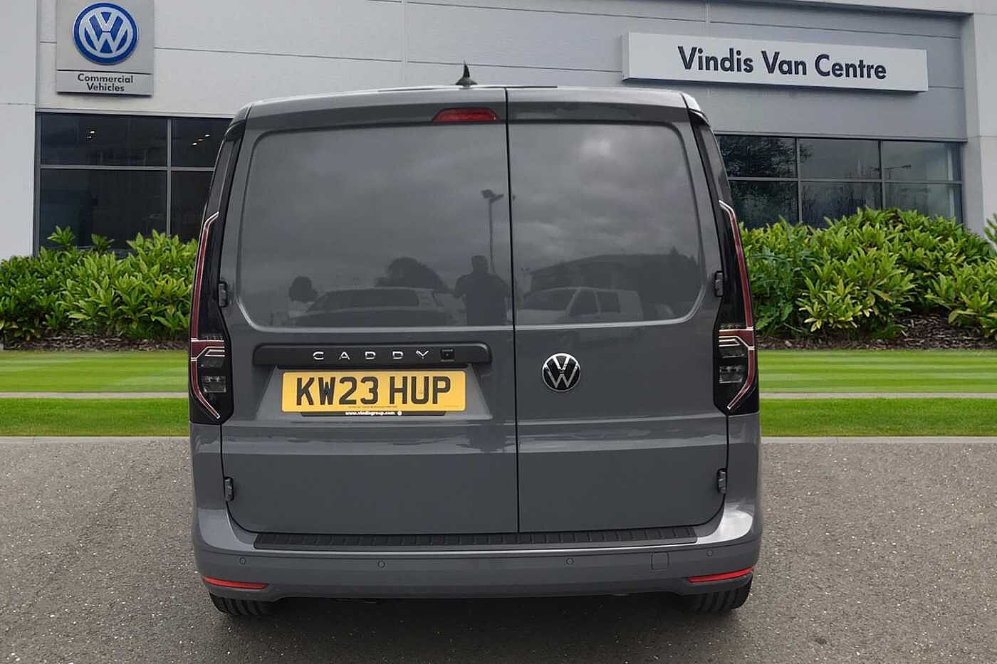 Volkswagen Caddy Commerce Pro SWB 122 PS 2.0 TDI 7sp DSG