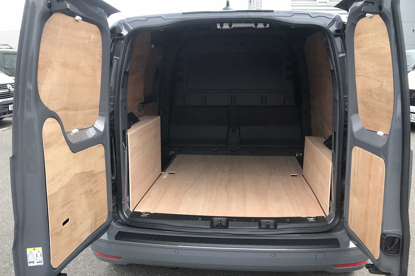 Volkswagen Caddy Commerce Pro SWB 122 PS 2.0 TDI 7sp DSG