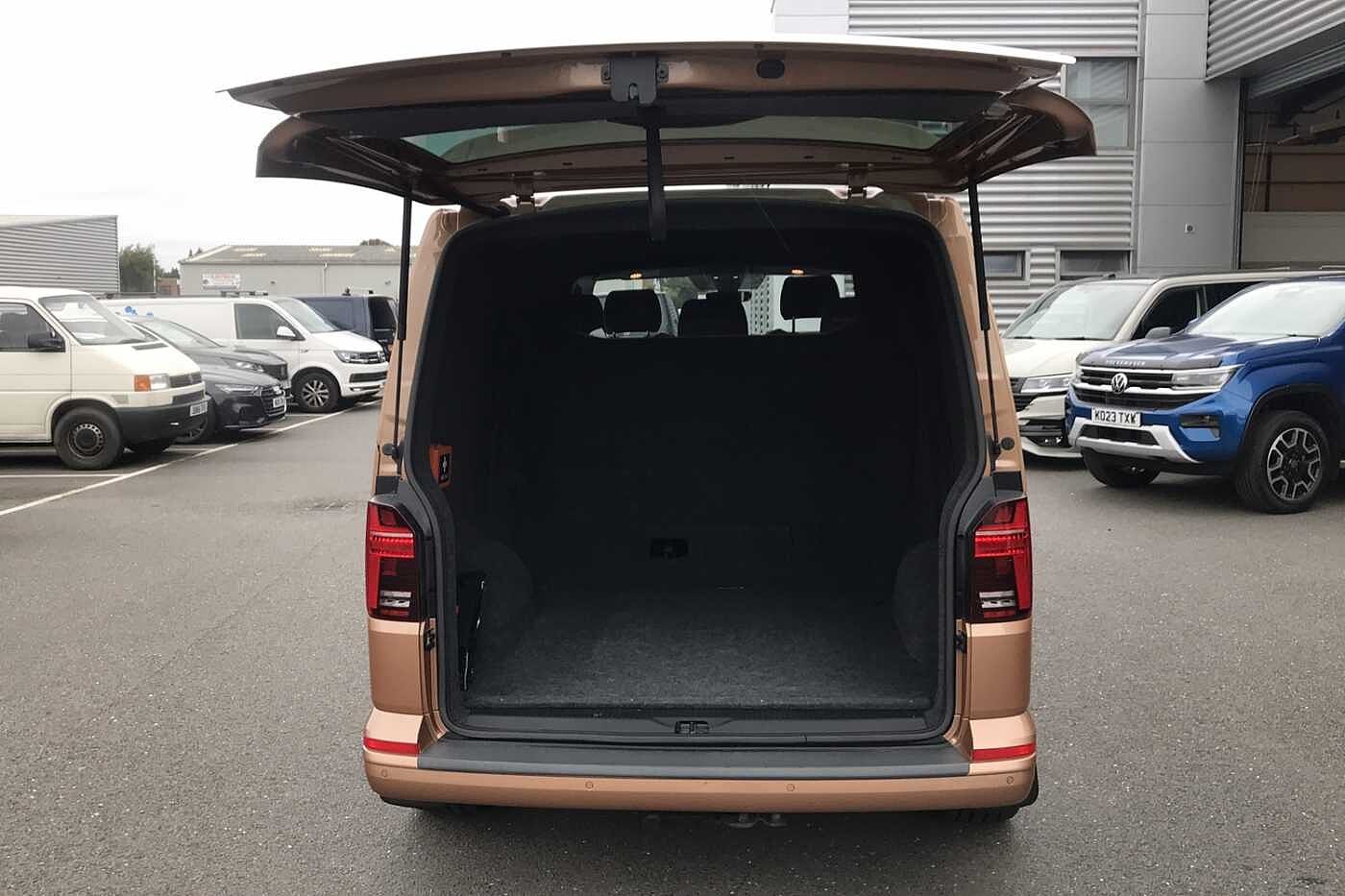 Volkswagen Transporter T32 Kombi Highline SWB 204 PS 2.0 TDI 7sp DSG 4MOTION