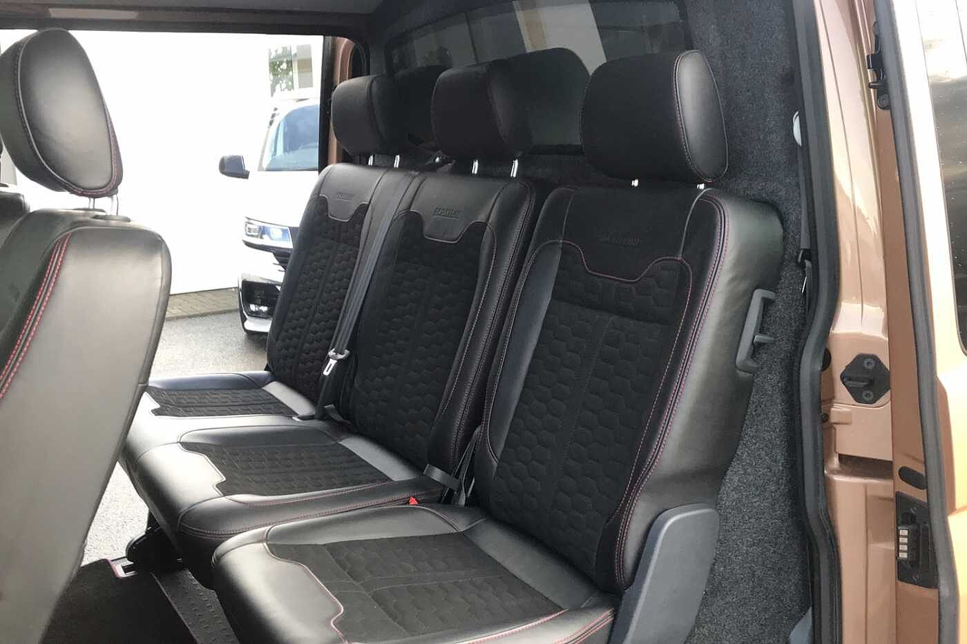Volkswagen Transporter T32 Kombi Sportline SWB 204 PS 2.0 TDI 7sp DSG