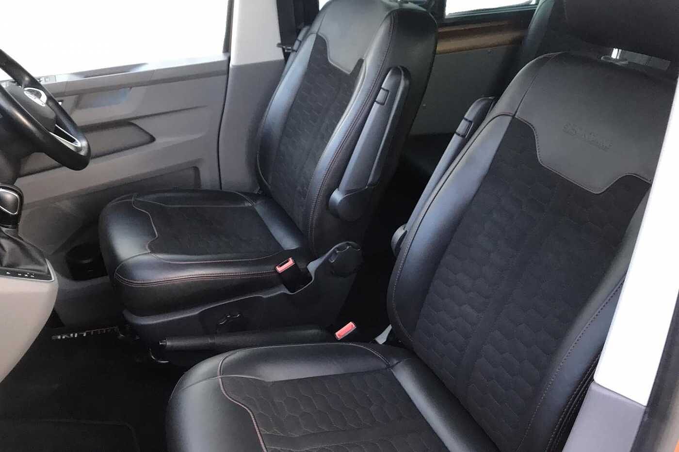 Volkswagen Transporter T32 Kombi Sportline SWB 204 PS 2.0 TDI 7sp DSG