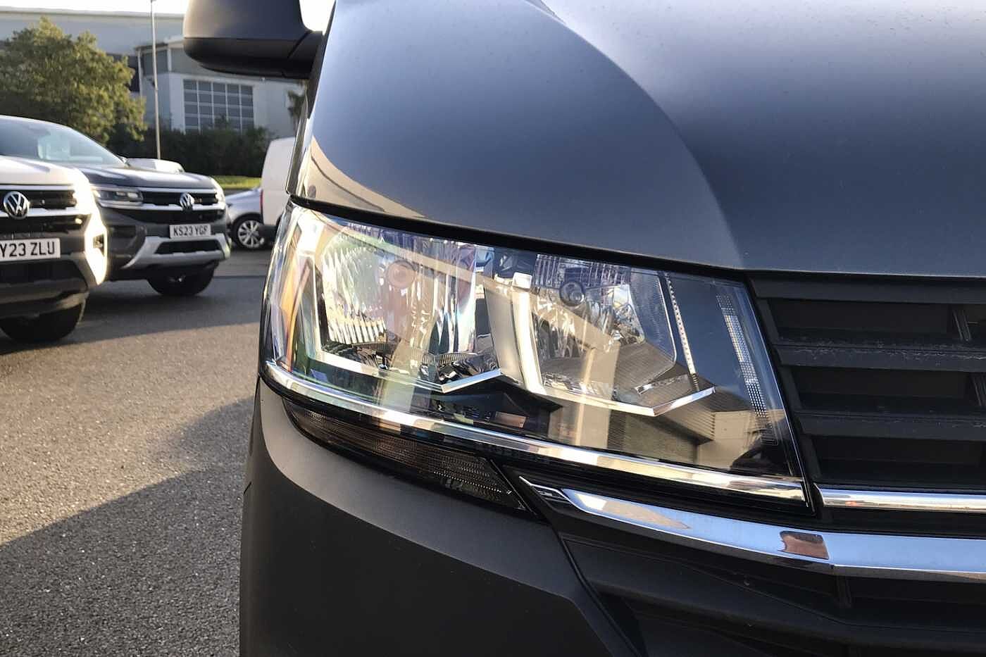 Volkswagen Transporter Panel van Startline Business SWB 110 PS 2.0 TDI 5sp Manual