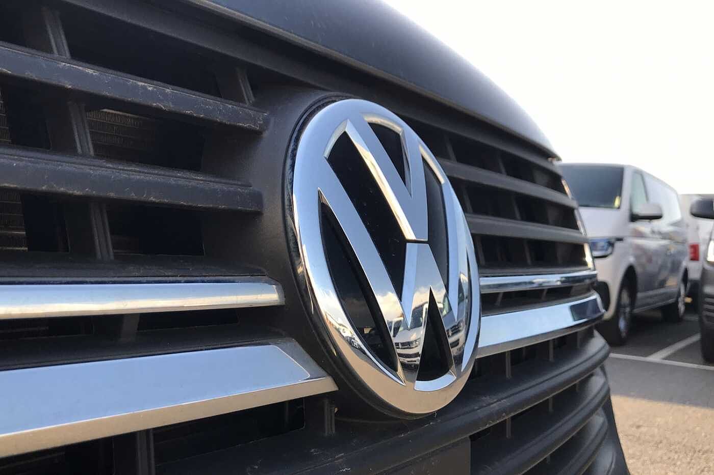 Volkswagen Transporter Panel van Startline Business SWB 110 PS 2.0 TDI 5sp Manual