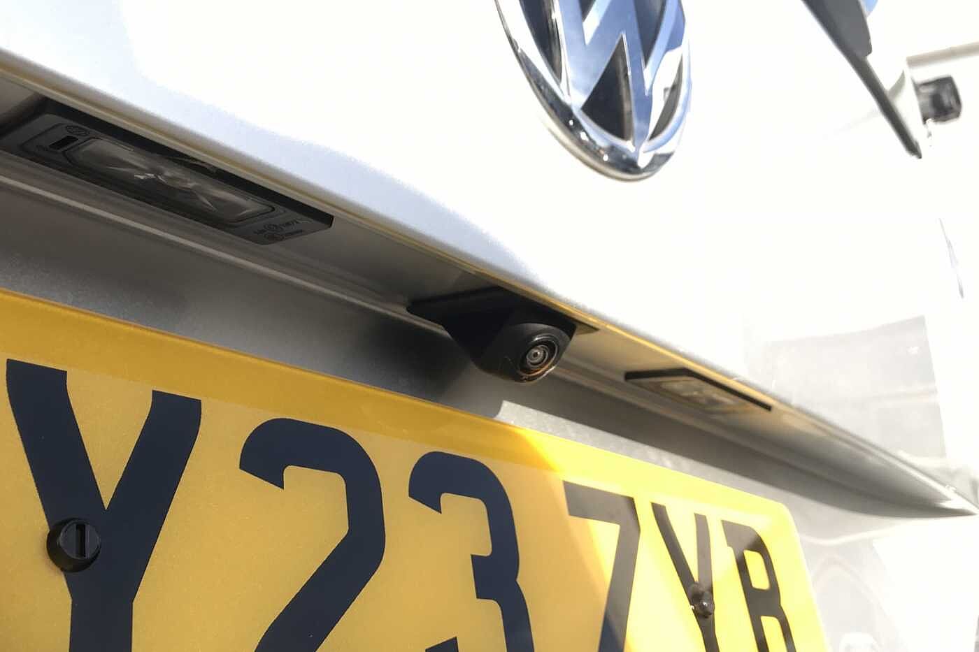 Volkswagen California Diesel Estate Beach Camper SWB 150 PS 2.0 TDI 7sp DSG