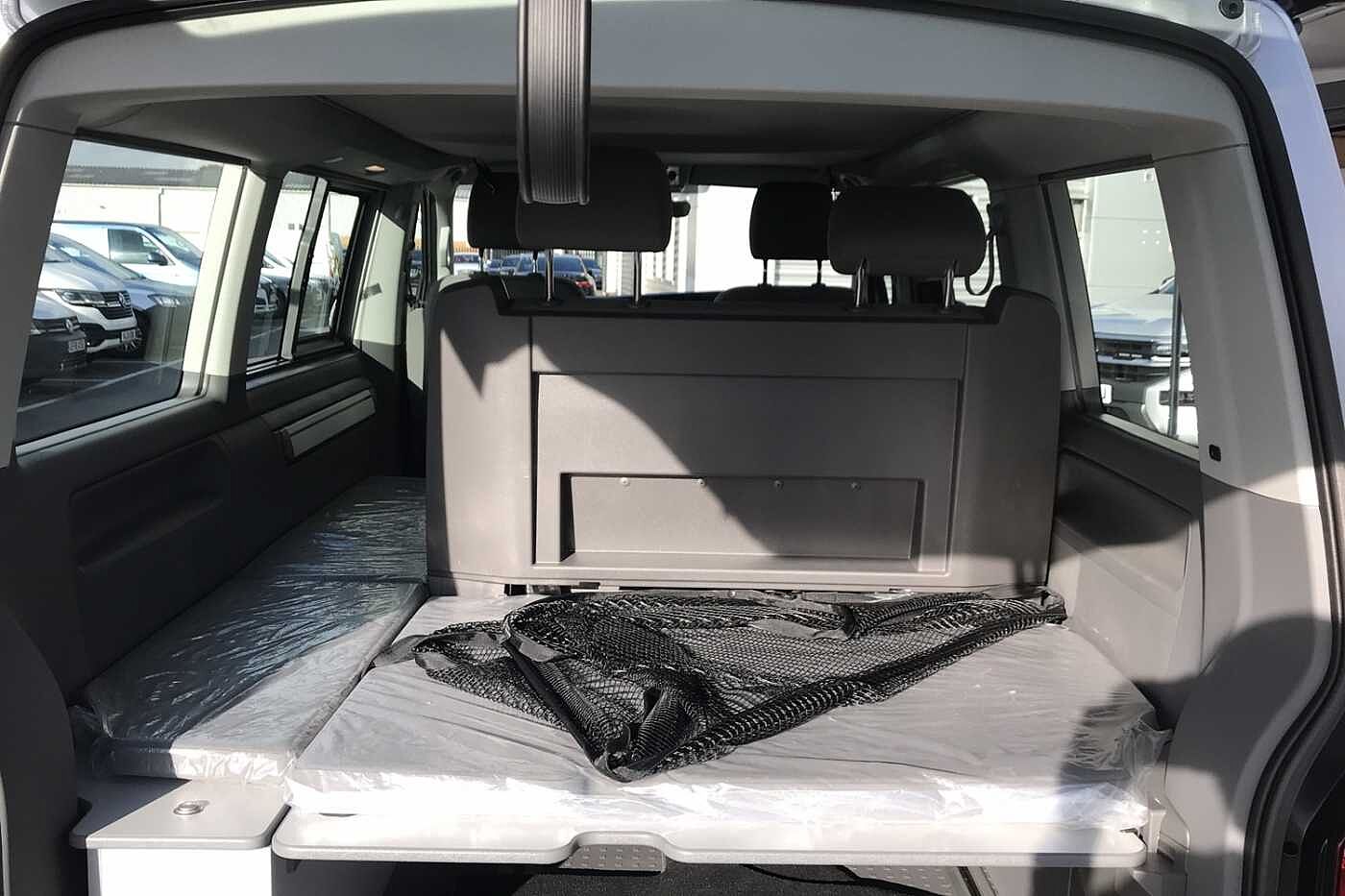 Volkswagen California Diesel Estate Beach Camper SWB 150 PS 2.0 TDI 7sp DSG