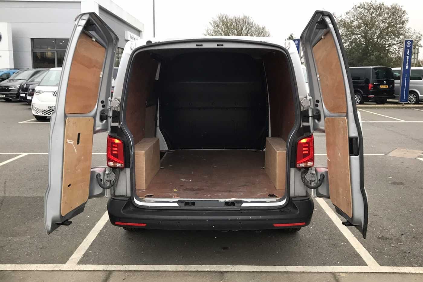 Volkswagen Transporter Panel van Startline Business SWB 110 PS 2.0 TDI 5sp Manual