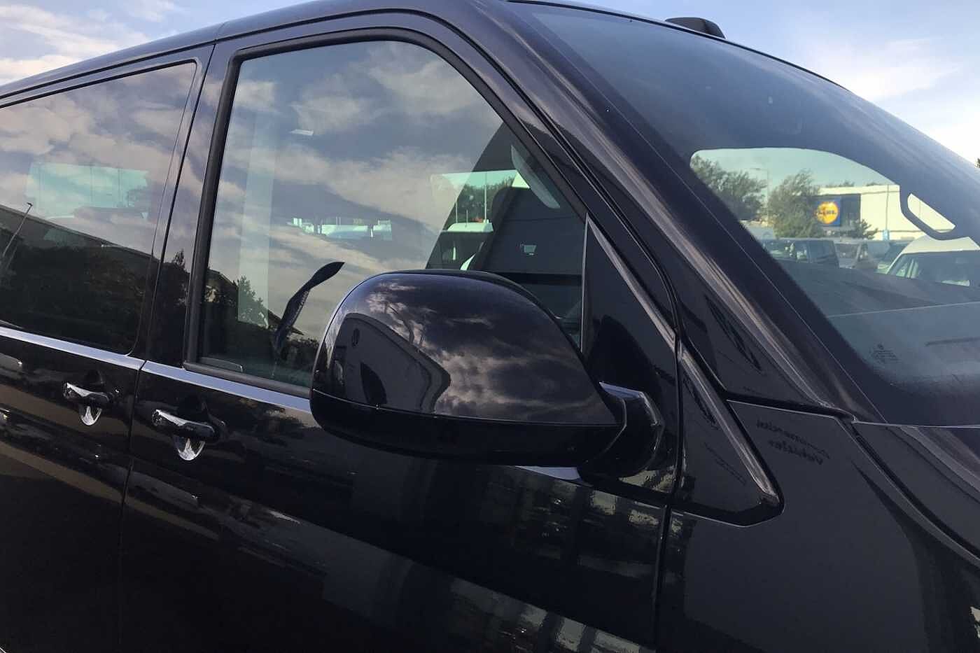Volkswagen Caravelle Executive SWB 204 PS 2.0 TDI 7sp DSG