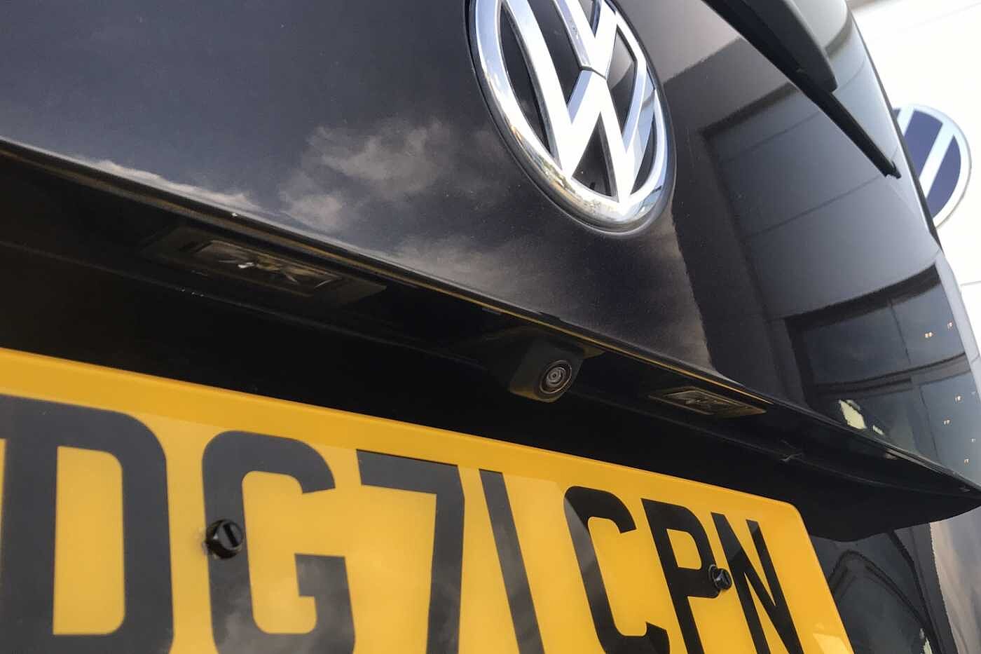 Volkswagen Caravelle Executive SWB 204 PS 2.0 TDI 7sp DSG
