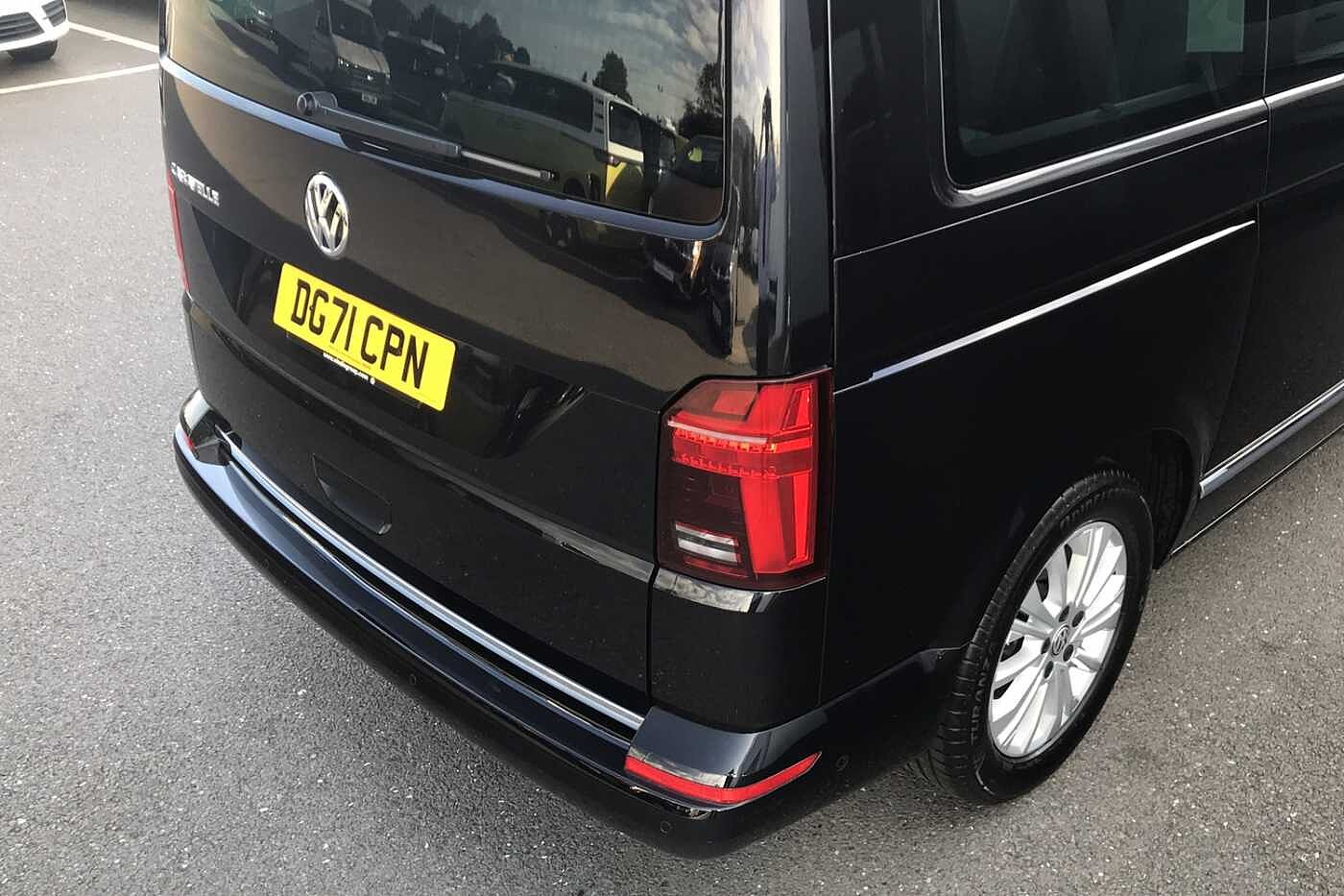 Volkswagen Caravelle Executive SWB 204 PS 2.0 TDI 7sp DSG