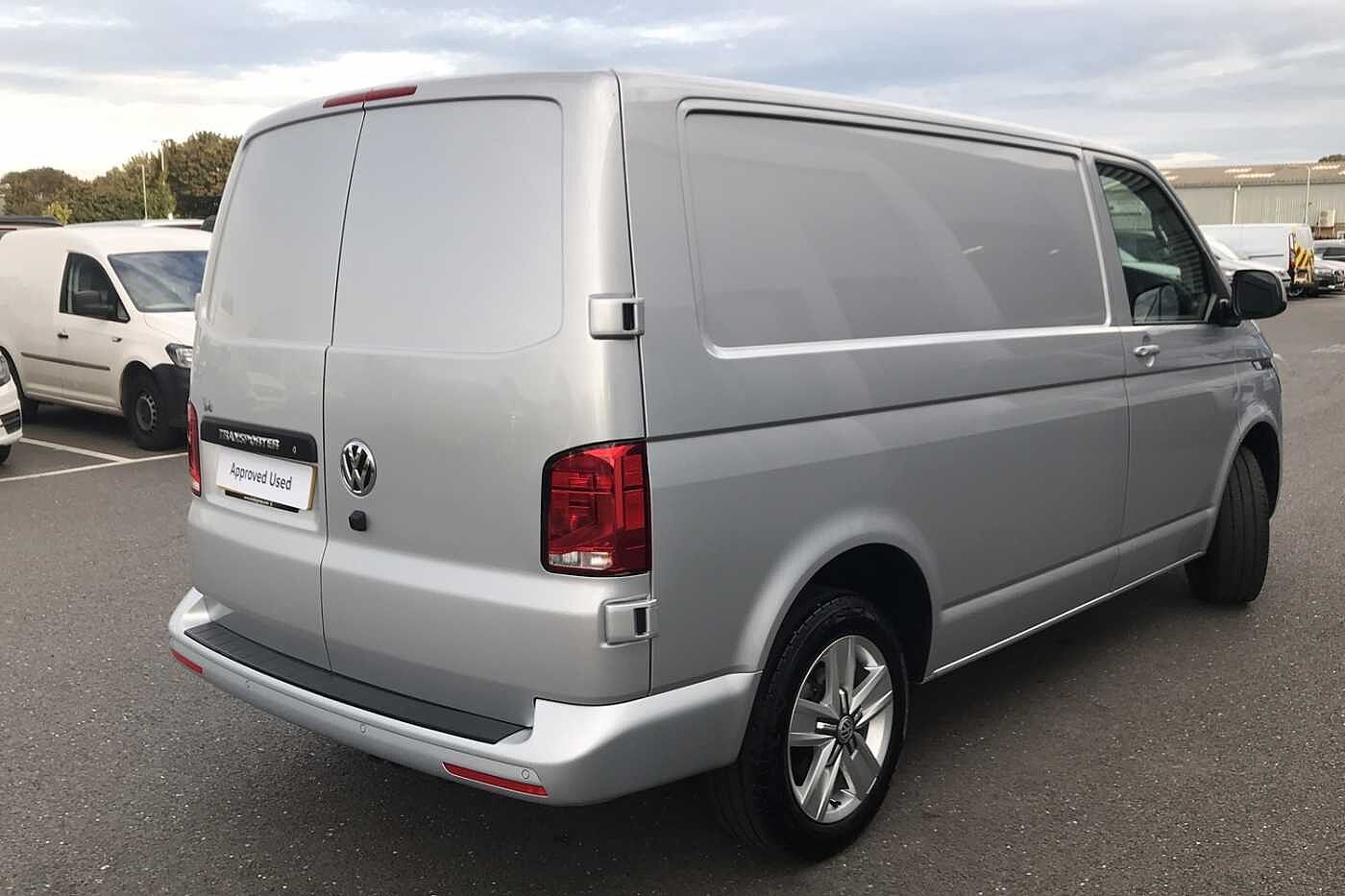 Volkswagen Transporter T32 Panel van Highline SWB 150 PS 2.0 TDI 6sp Manual