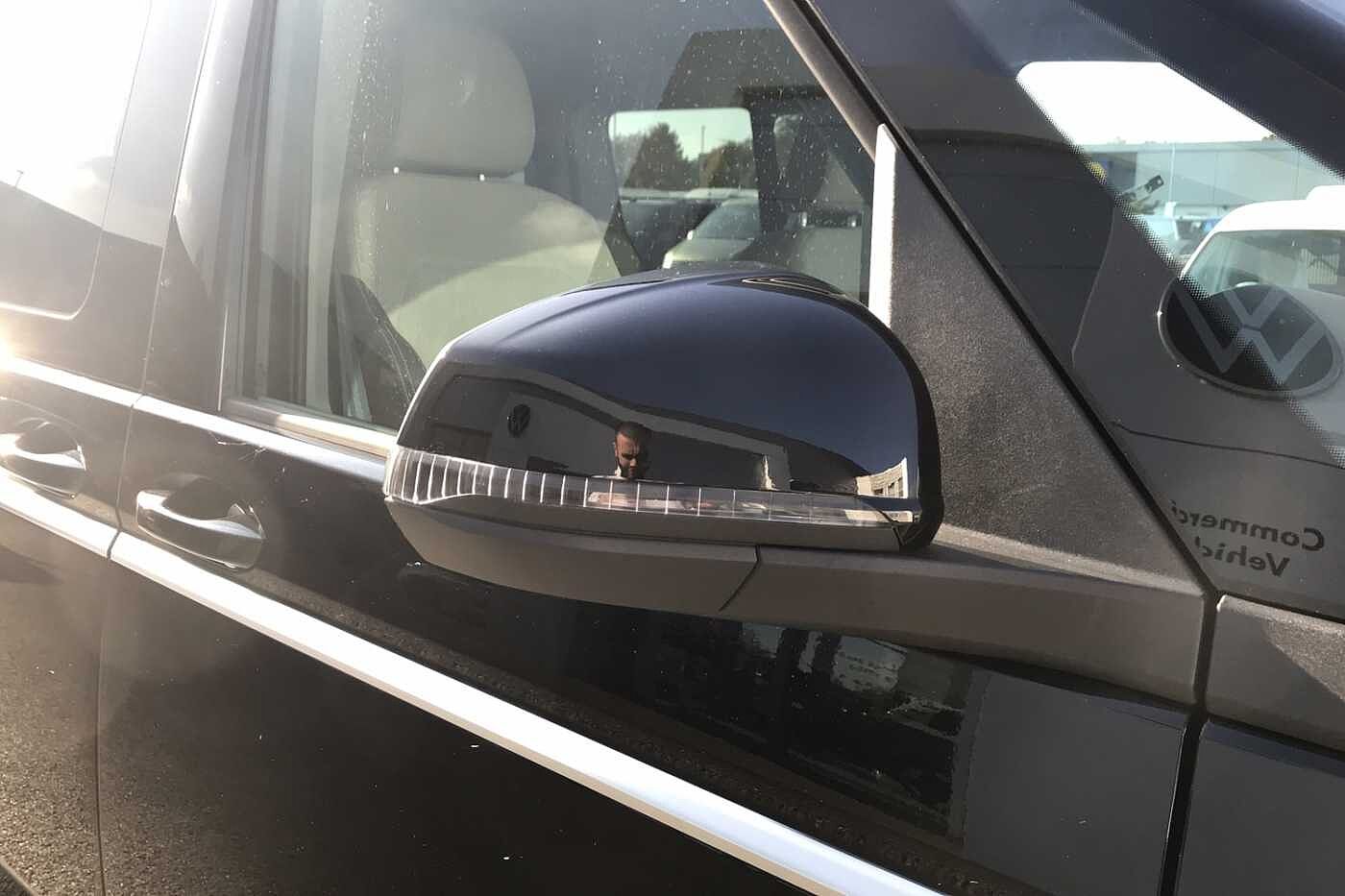 Volkswagen Multivan Style Long 150 PS 2.0 TDI 7-Speed DSG