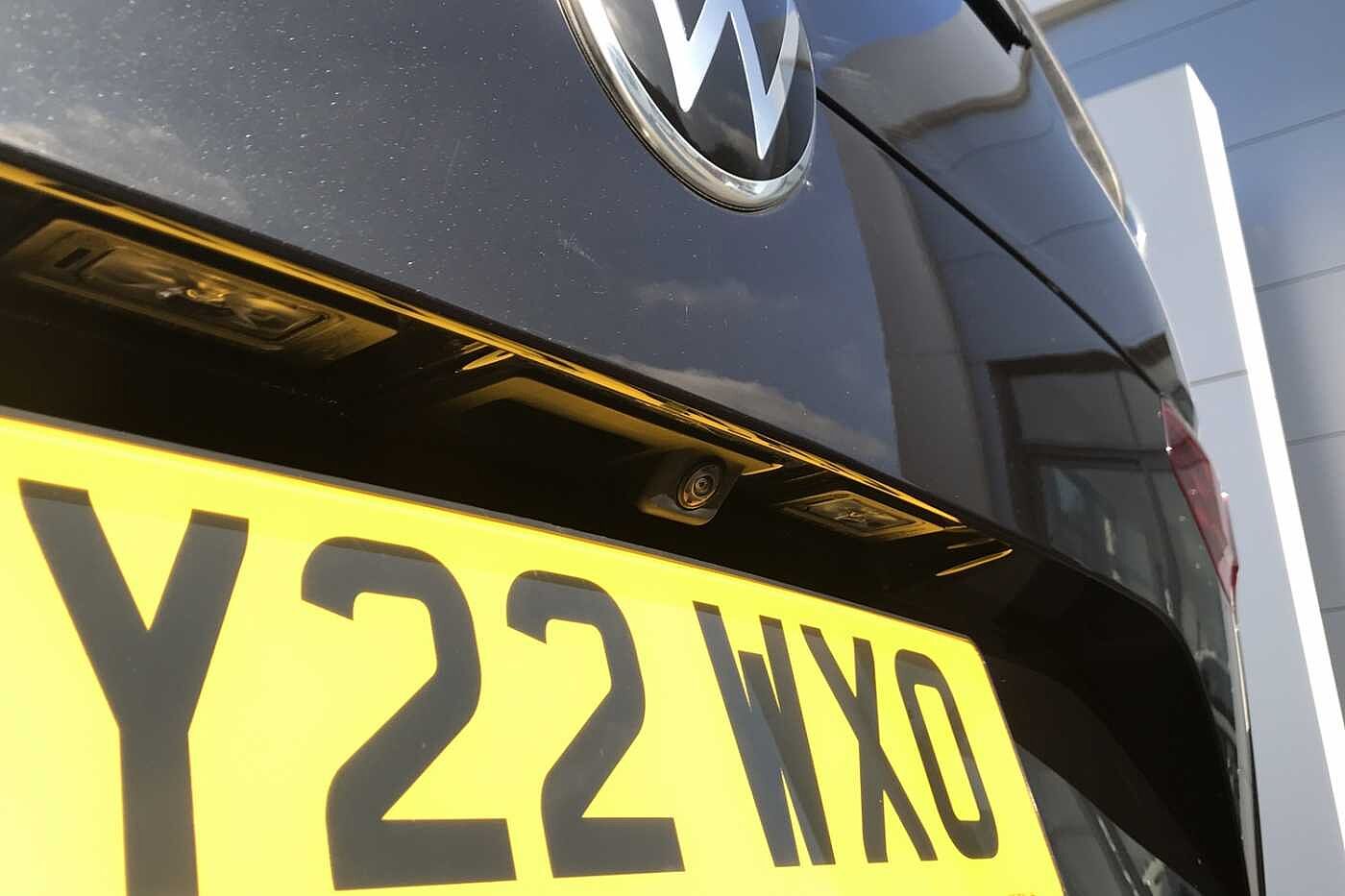 Volkswagen Multivan Style Long 150 PS 2.0 TDI 7-Speed DSG