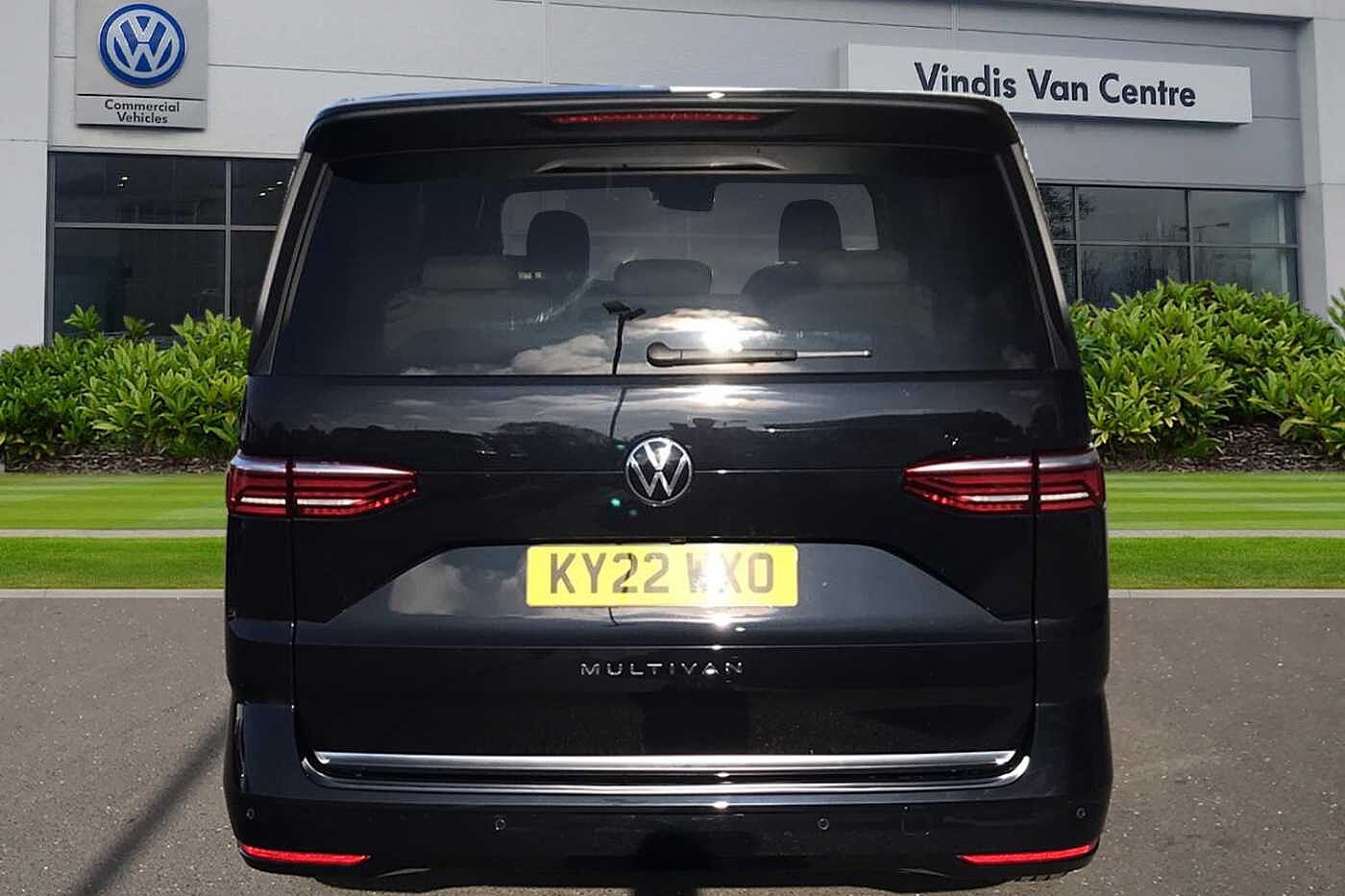 Volkswagen Multivan Style Long 150 PS 2.0 TDI 7-Speed DSG