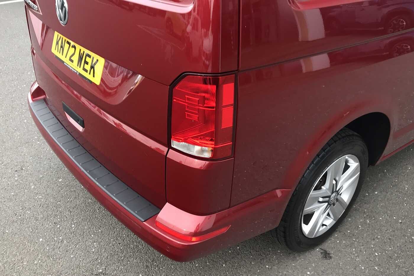 Volkswagen Transporter PV 2.0TDI (150PS)Eu6 T32 Highline SWB