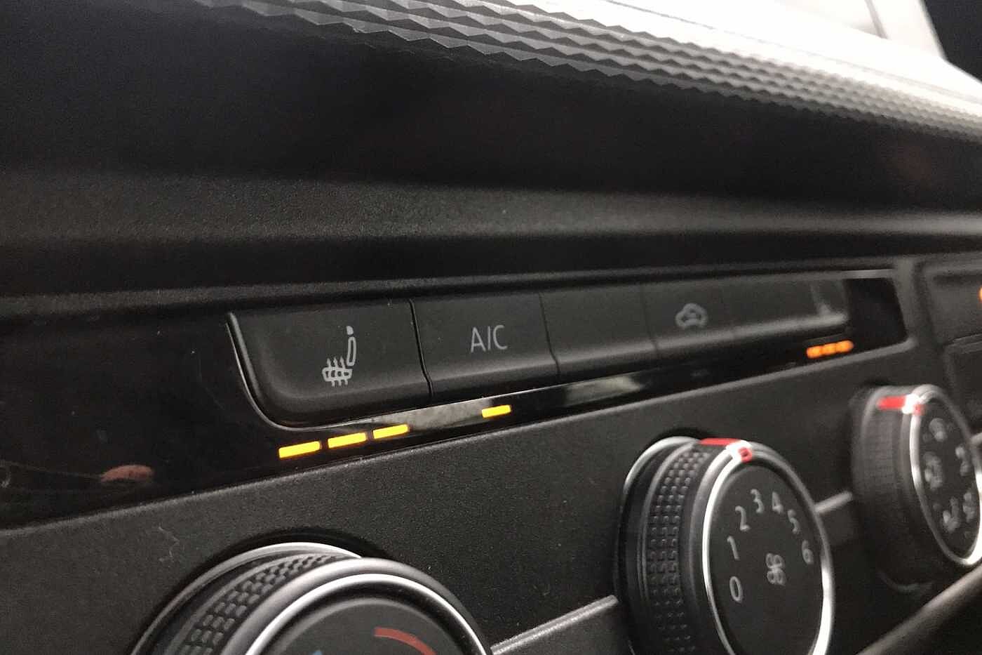 Volkswagen Transporter PV 2.0TDI (150PS)Eu6 T32 Highline SWB