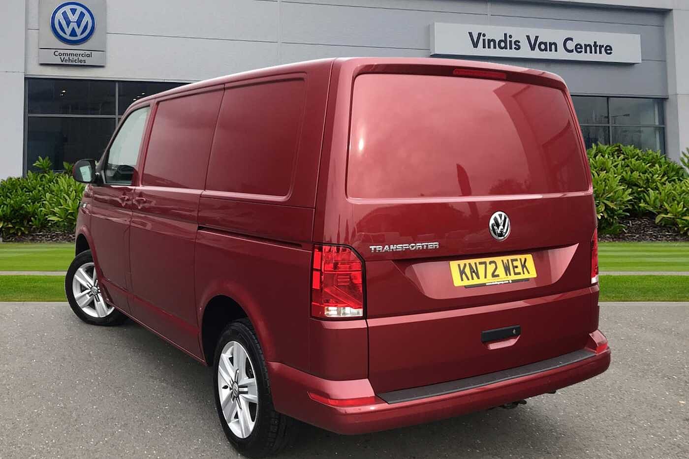 Volkswagen Transporter PV 2.0TDI (150PS)Eu6 T32 Highline SWB